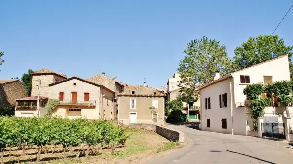 Pierrerue - Führer für Tourismus, Urlaub & Wochenende im Hérault