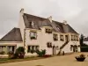 Plonévez-Porzay - Guida turismo, vacanze e weekend nel Finistère