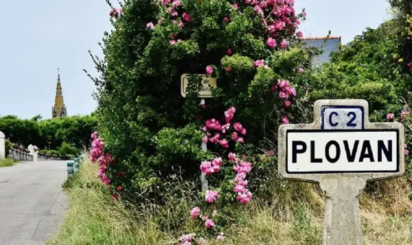 Plovan - Guía turismo, vacaciones y fines de semana en Finisterre