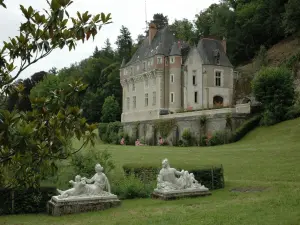 Château de Pocé-sur-Cisse