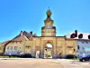 Poort Saint-Pierre - Monument in Pontarlier