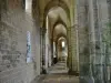 Kerkinterieur van Notre-Dame-de-la-Nativité