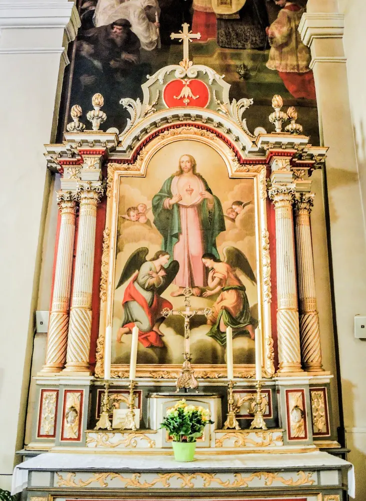 Quingey - Altar of the Sacred Heart of Jesus - Church of Quingey (© J.E)
