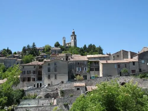 Reillanne - Führer für Tourismus, Urlaub & Wochenende in den Alpes-de-Haute-Provence