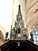 Tetto scolpito del pulpito della chiesa (© J.E)