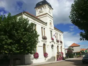 Renaison, la mairie