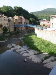 El río Salz por el pueblo