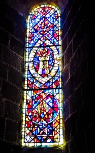 Saint-Amable stained glass window (© J.E)