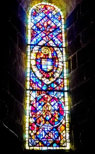 Saint-Amable stained glass window (© J.E)