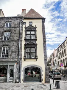 Remarkable facade, rue de l'Horloge (© J.E)