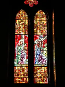 Stained glass window of Our Lady of the Netherlands (© J.E)