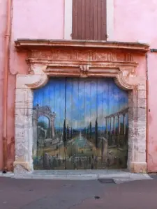 Puerta de garaje en Roussillon