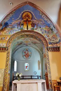 Het interieur van de kerk van Saint-Amour