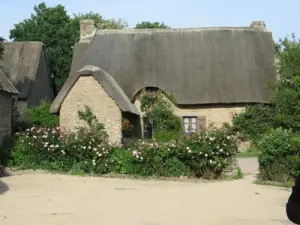 Briéronne Cottage