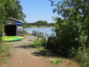 Marais Poitevin pier, Saint-Benoist-sur-Mer