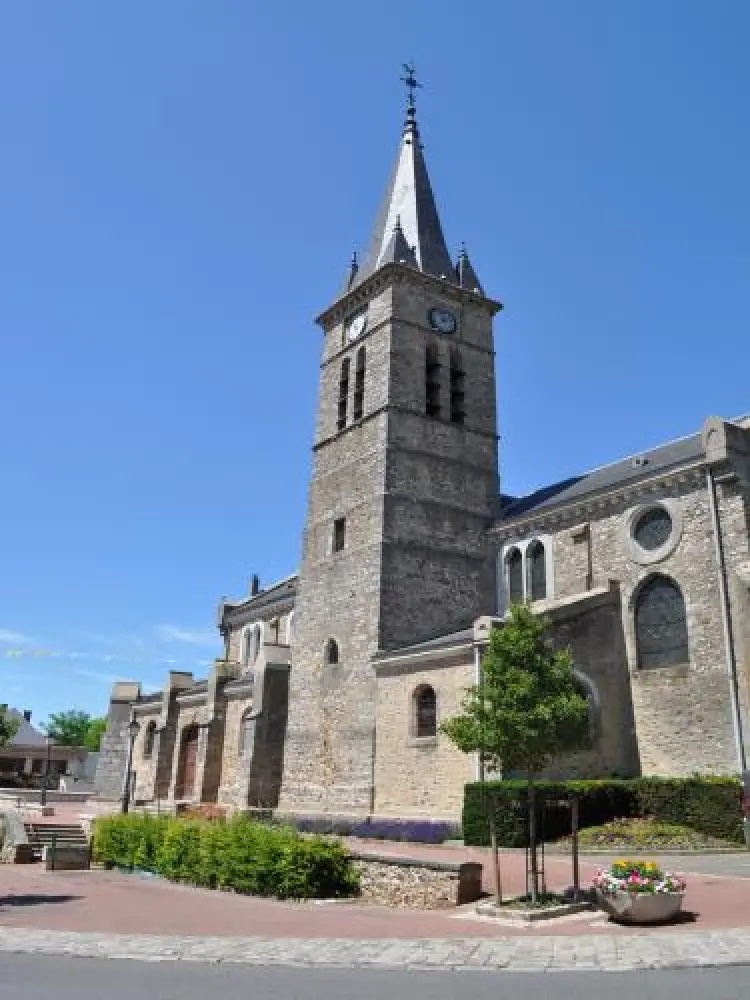 Saint-Chéron - Church