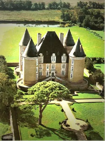 Castle of Saint-Élix-le-Château - Monument in Saint-Élix-le-Château