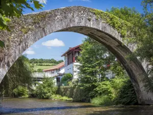 Roman bridge (© Pierre Carton)