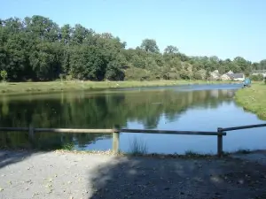 Lago Saint-Georges-le-Gaultier