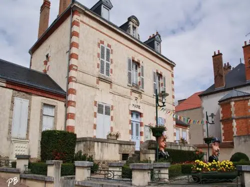 Saint-Gérand-le-Puy - Guide tourisme, vacances & week-end dans l'Allier
