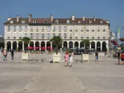 Nuova Piazza del Mercato