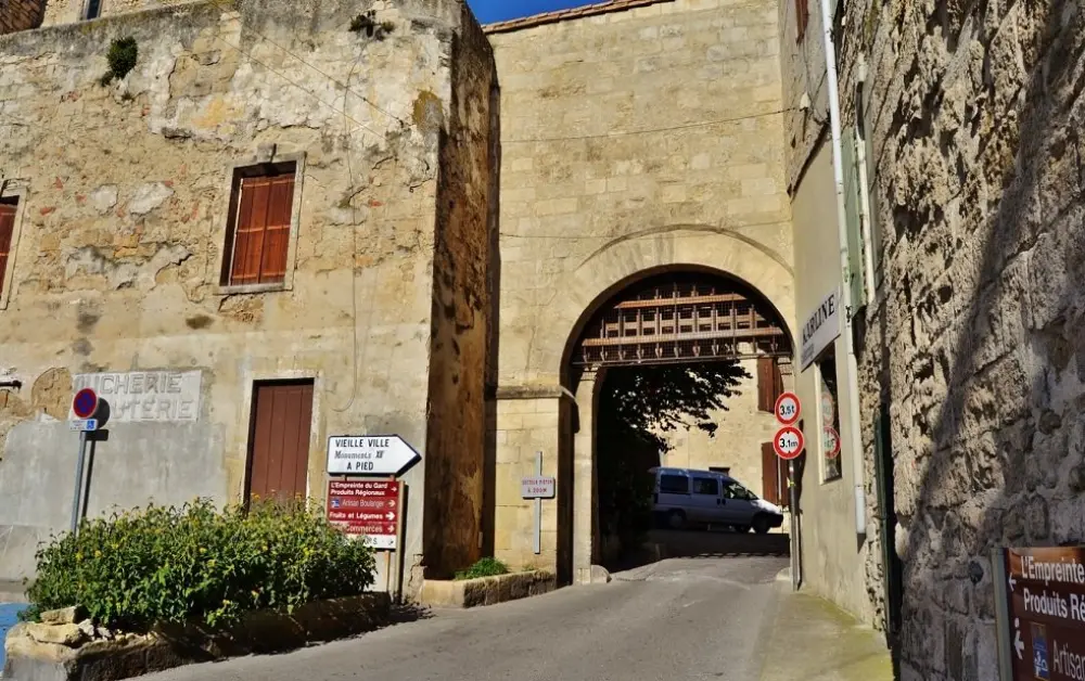 Saint-Gilles - Gateway