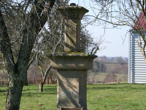 Saint-Hilaire - Calvario Bourbon Road