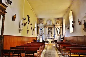 El interior de la iglesia de Saint-Malo.