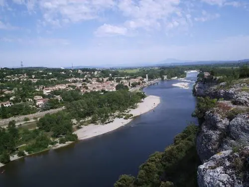 Saint-Martin-d'Ardèche - Guide tourisme, vacances & week-end en Ardèche