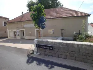 Mairie et salle des fêtes