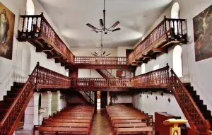 El interior de la iglesia de San Pedro.