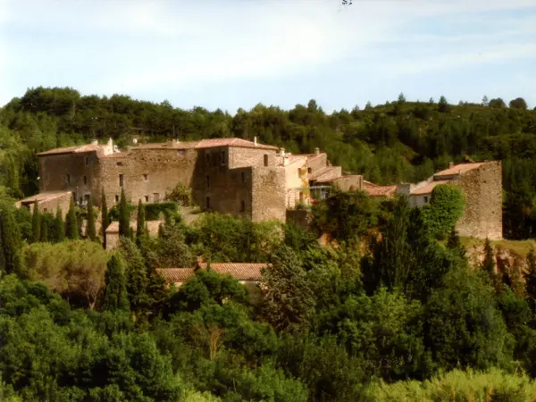 Saint-Pierre-des-Champs - Guida turismo, vacanze e weekend nell'Aude