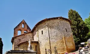 Capilla con frescos