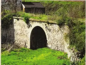 First bridge of the Loire railway