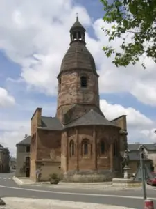 Church of Saint-Saturnin-de-Lenne