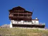 Saint-Véran - Maison dans le ciel (© Jean Espirat)