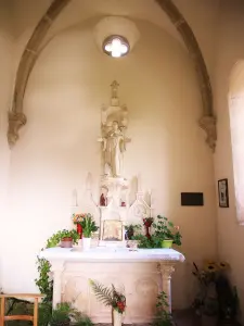 Inside Saint-Colomban chapel (© JE)