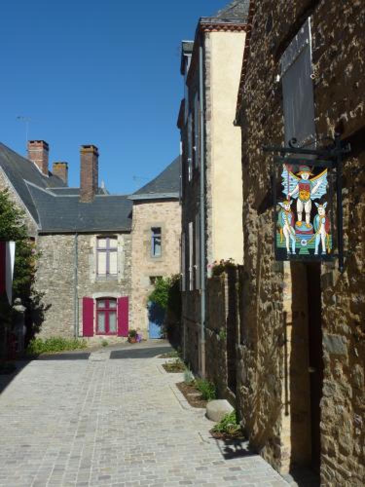 Photos SainteSuzanneetChammes Tourism, Holidays & Weekends