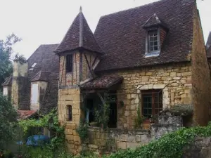 Bella piccola casa rue Montaigne