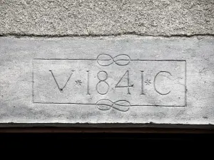 Lintel daterend uit 1841 (© J.E)