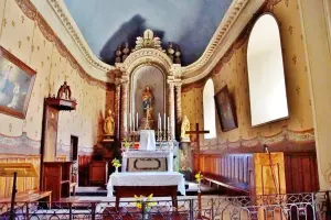 Das Innere der Kirche Saint-Arey