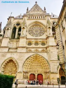 Catedral de Saint-Gervais-and-Saint-Protais (© Jean Espirat)