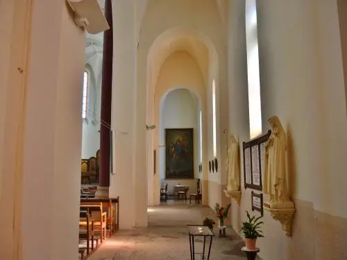 Sorèze - Interior of the Church of Our Lady of Peace