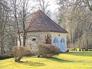 West Tower het oude kasteel (© Jean Espirat)