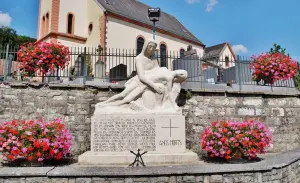 Le monument aux Morts