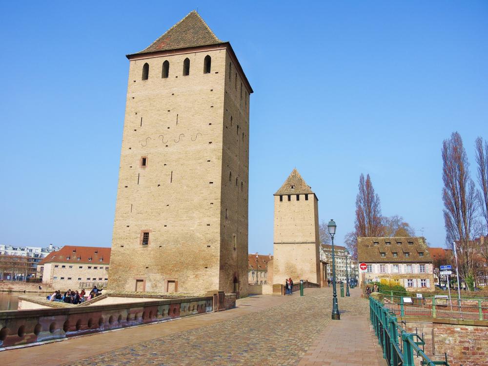 Strasbourg - Tours covered bridges (© Jean Espirat)