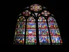 大教堂的彩色玻璃窗（©Jean Espirat）