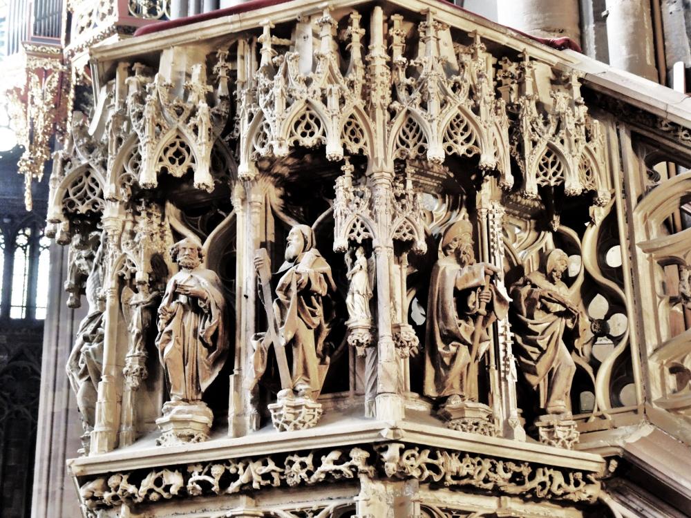 Strasbourg - side Sculptures Is the pulpit of the Cathedral (© Jean Espirat)
