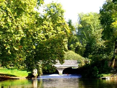 Taizé-Aizie - Guía turismo, vacaciones y fines de semana en Charente
