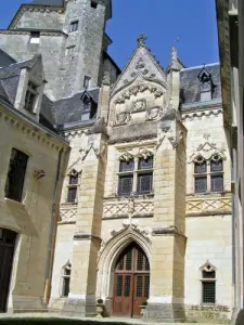 Château de Ternay, la cour intérieure